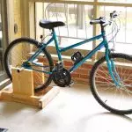 Polkupyörä talon sisätilassa: Miten alun perin piirtää suunnittelua