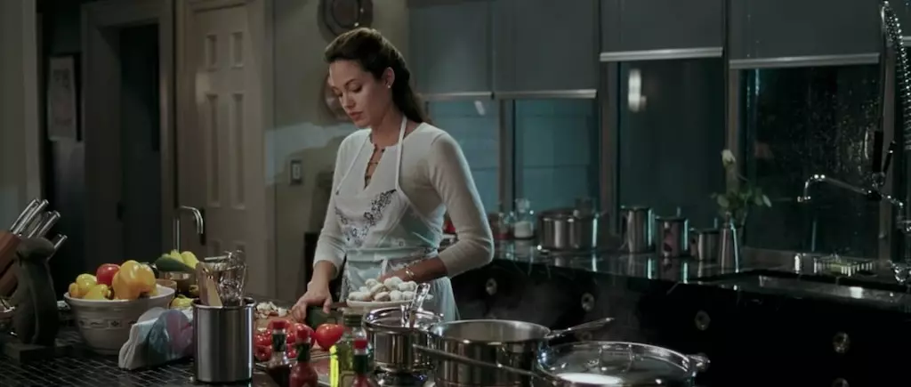 Überprüfung der wunderschönen Küche von Mr. und Mrs Smith Movie