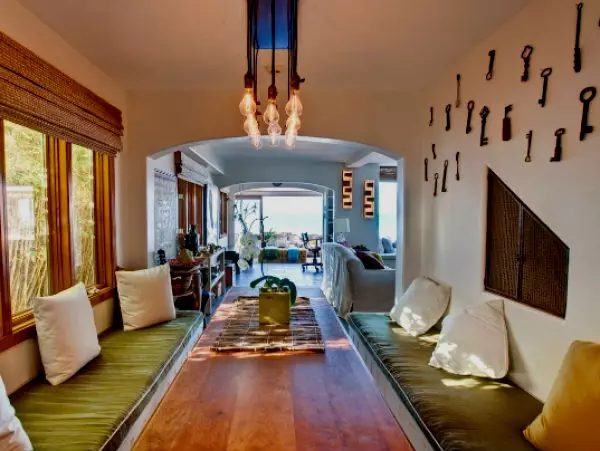 Mansion Charlize Theron in Malibu: Interior Lýsing + Mynd