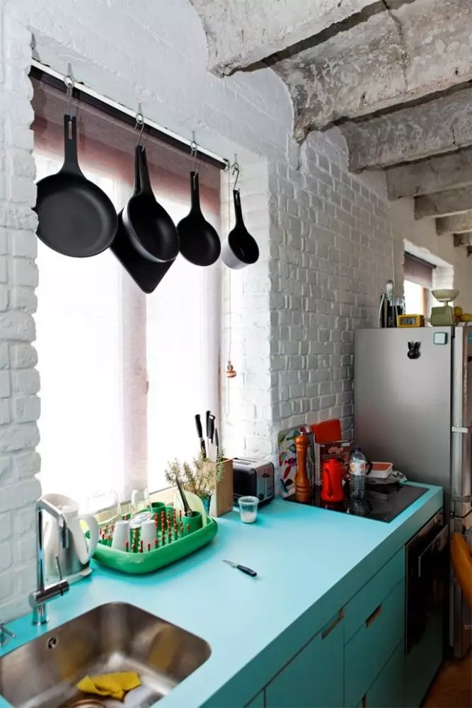 5 свежих решења за чување посуде у кухињи