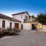 カリフォルニアのSylvester Stalloneの家：483平方メートルのインテリア。 M（写真）