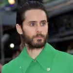 Jared Leto boude himsels 