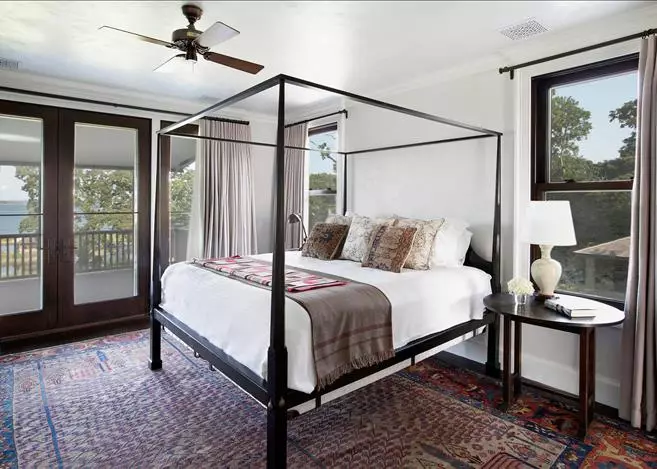 Richard Gira Mansion pregled: 12 spavaćih soba, 12 kupaonica i vaša plaža