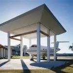 Куќа со аеродром во дворот: внатрешноста и надворешноста на куќата на Џон Траволта
