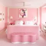Giống như búp bê Barbie: Phòng ngủ dành cho người lớn với động cơ trẻ con