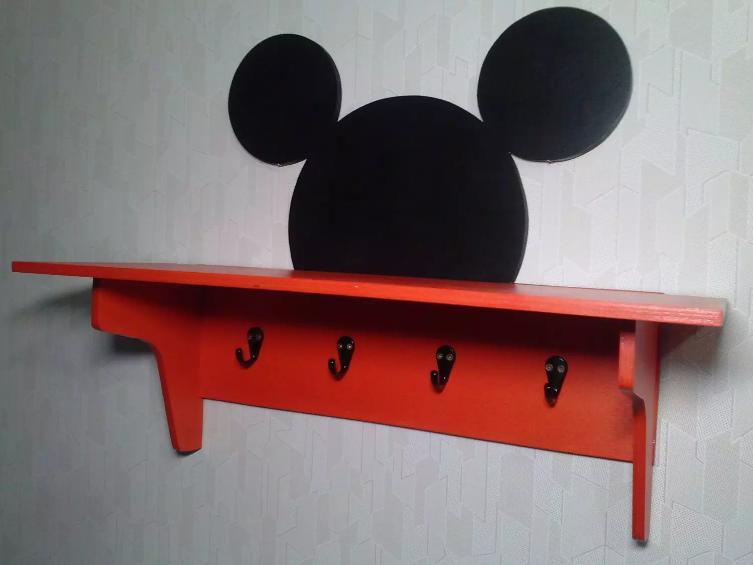 Mickey Mouse: Sevimli bir cizgi filmi üçün bir uşağın otağı