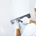 Topfejl ved maleri vægge (og hvordan man undgår dem)