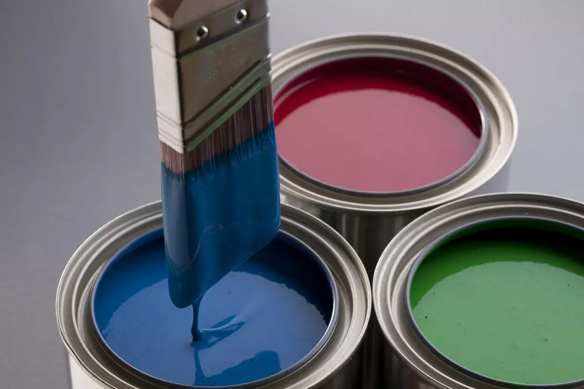 Основни грешки при боядисване на тапети в два цвята.