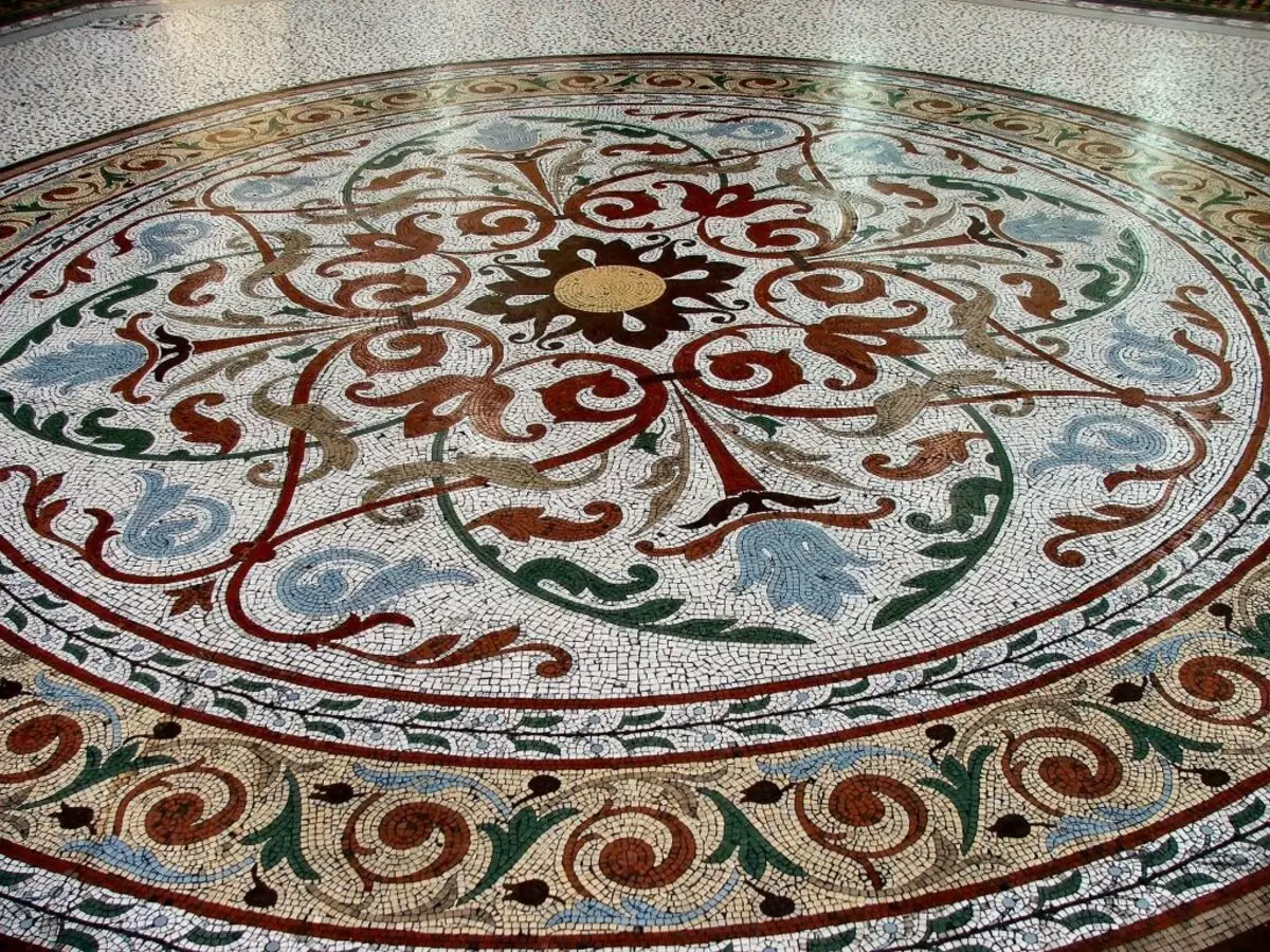 Lepota Na tisoče kamnov: Uporabite mozaik v notranjosti