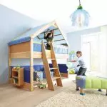 Dom na strome pre dieťa v miestnosti: Je to možné? A ako?