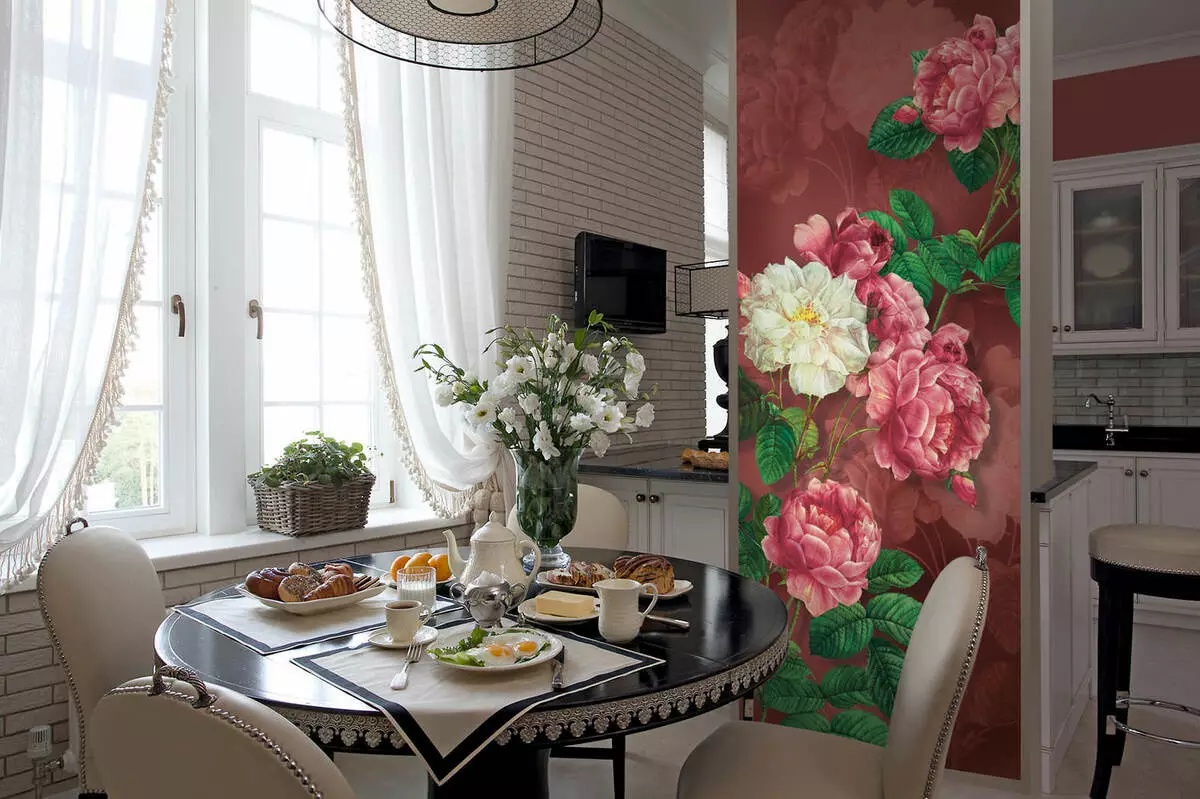 꽃 모티프와 벽 벽화 - 놀라운 페인트 사치미