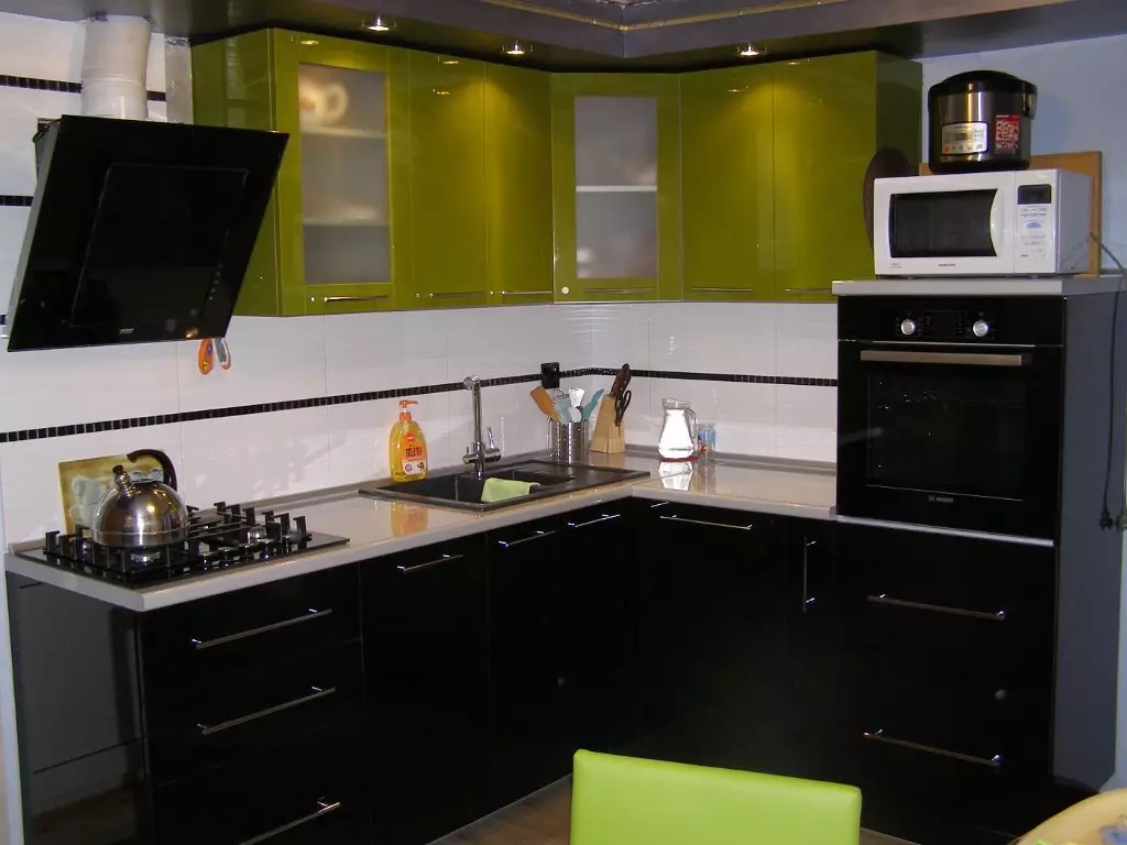 การออกแบบห้องครัวสีดำ