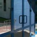 Предимства на входните алуминиеви врати и техните дизайнерски функции [продажба на съвети]