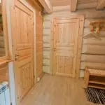 Que portas interiores son mellores para instalar nunha casa de madeira: consellos para escoller e etapas de instalación