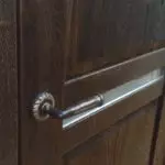 Hoe en hoe om binne-deure by die huis te verf [Basiese aanbevelings]