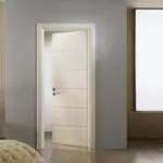 Интериорни врати в бяло - универсално решение за всеки интериор