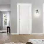 Unutarnja vrata u bijelom - univerzalno rješenje za bilo koji interijer