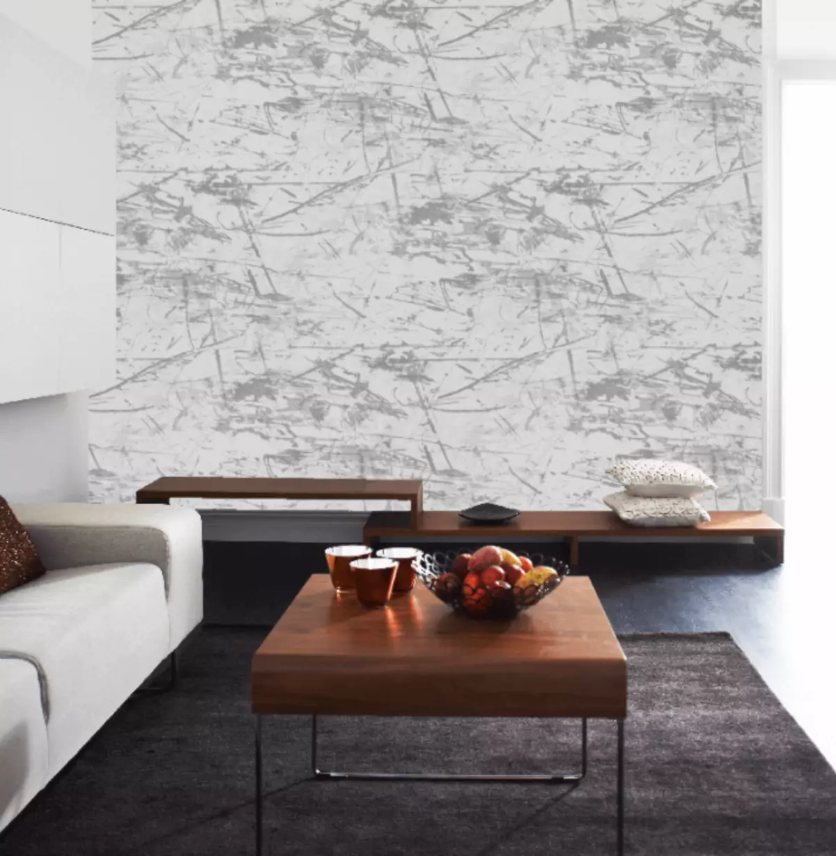 Sienas sienas dzīvojamās istabas interjerā ー tendences 2021