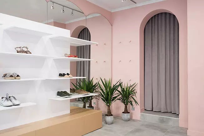 એક બુટિક ópalo માં માઇક્રો રૂમ કેવી રીતે ફેરવવું: અલાપાર ડિઝાઇનર્સ સૂચના