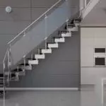 Չժանգոտվող պողպատից աստիճանների առանձնահատկություններ. Տեսակներ եւ առավելություններ [անհրաժեշտ բաղադրիչներ]