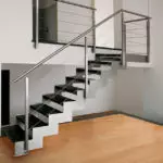 Características de escaleiras de aceiro inoxidable: especies e vantaxes [compoñentes necesarios]