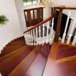 Kaj se odločite za leseno stopnišče: vrste, velikosti in priljubljene lesne pasme