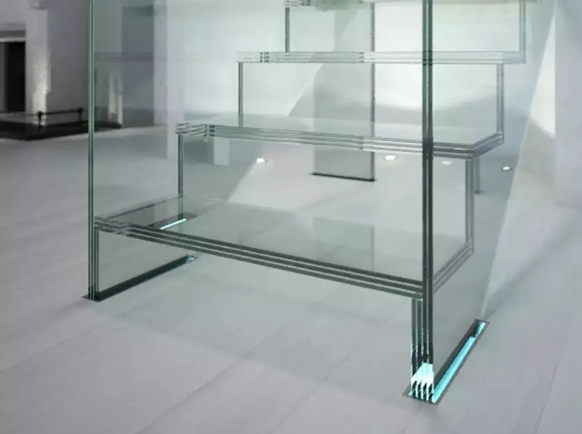 Стъклени стълби със скрити крепежни елементи