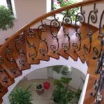 Cuenta con escaleras forjadas: tipos, ventajas y tecnología de fabricación | +55 photo