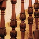 Cum să instalați în mod independent balustre pe scări: metode de fixare și caracteristici de instalare