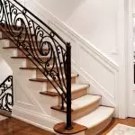 Značilnosti oblikovanja hodnika s stopniščem in možno možnostjo za ureditev | +70 Foto