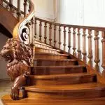 Caractéristiques du design du couloir avec un escalier et des options possibles pour l'arrangement | +70 photo