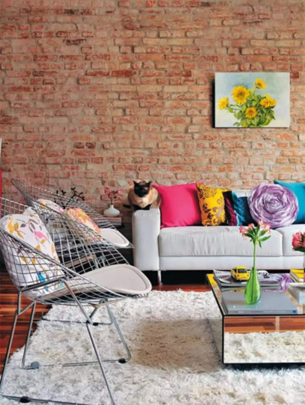 Ķieģeļu dzīvojamā istaba - 75 ideju fotogrāfija Cik skaista, lai izrakstītu dzīvojamo istabu