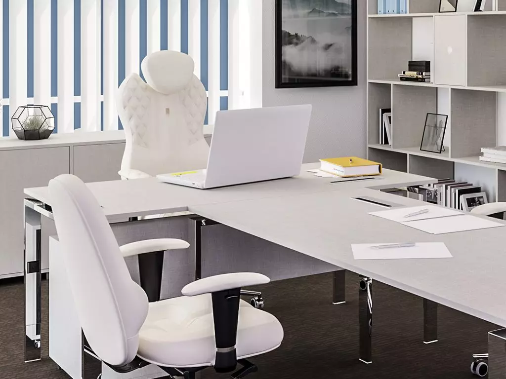 Боја улога при изборот на канцелариски мебел