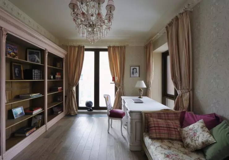 دو ونڈوز کے ساتھ رہنے کے کمرے - سجیلا ڈیزائن کے اختیارات کی 85 تصاویر
