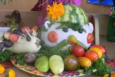 صنایع دستی از سبزیجات و میوه ها به نمایشگاه برای مدرسه با عکس ها و ویدئو