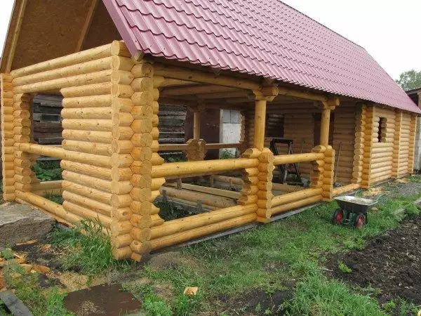 Projectlọ ịsa ahụ nwere a gazebo na Barbecue - njirimara nke ihe owuwu