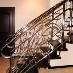 Merdiven korkuluk ve korkuluklar: Ana çeşitler, üretim ve kurulum (+86 fotoğraf)