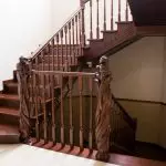 Merdiven korkuluk ve korkuluklar: Ana çeşitler, üretim ve kurulum (+86 fotoğraf)
