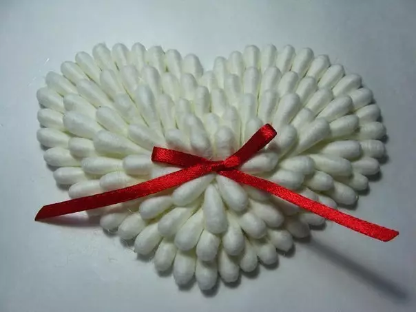 Crafts mei jo eigen hannen fan Cotton Sticks: Masterklasse mei foto's en fideo's