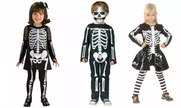 Halloween kostyumu bir qız üçün və bir video ilə bir oğlan üçün əlləri ilə