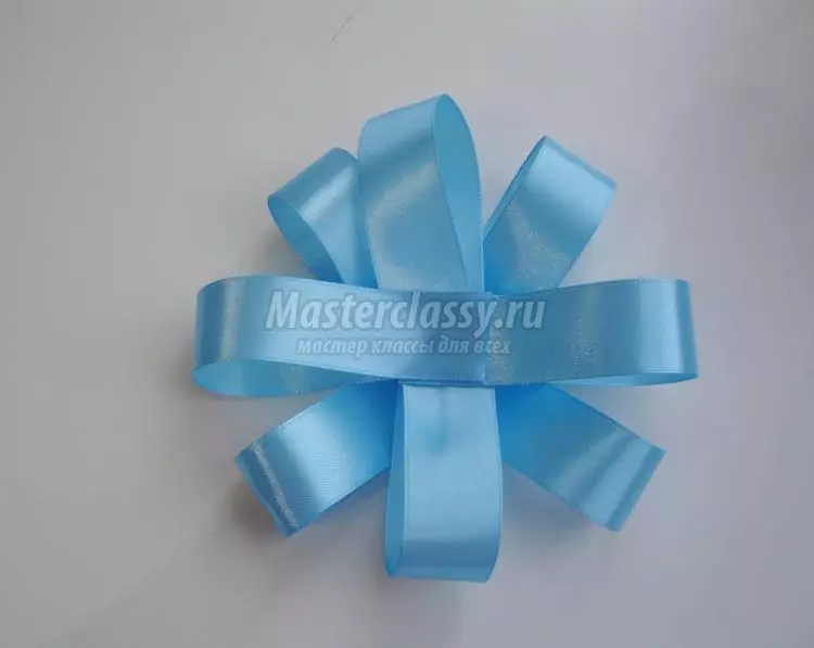 Ang pana sa Satin Ribbon himuon ba kini sa imong kaugalingon alang sa usa ka bouquet o buhok sa usa ka litrato