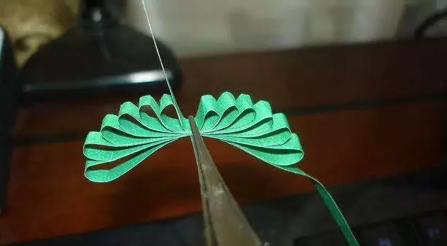 Quilling Butterfly: Master Class pre začiatočníkov s fotografiami a videami