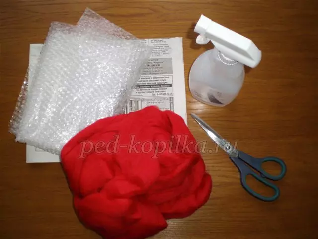 Woveka: Diy DIY ndi chojambula cha ubweya ndi pepala