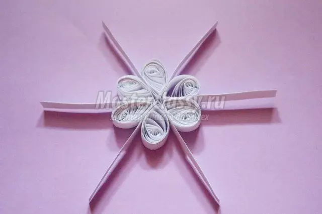 Quilling: Snowflake paso a paso en clase magistral con esquemas de fotos