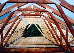 Dvospremljeni krov za sjenične ruke vlasnika paleta