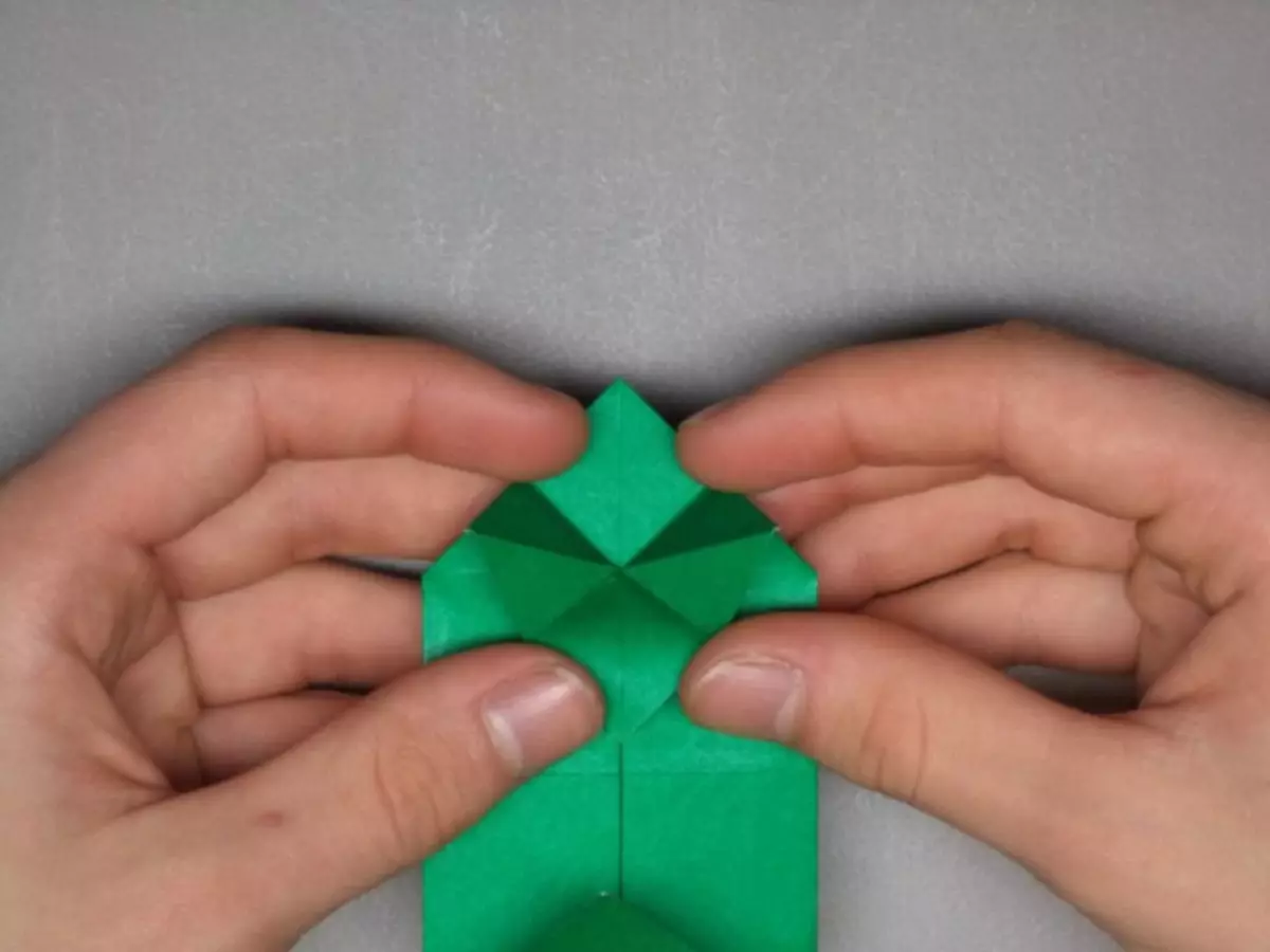 কিভাবে origami ট্যাংক করতে