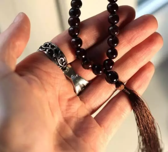 Buddhist rosary do it yourself on hand with photos and videos