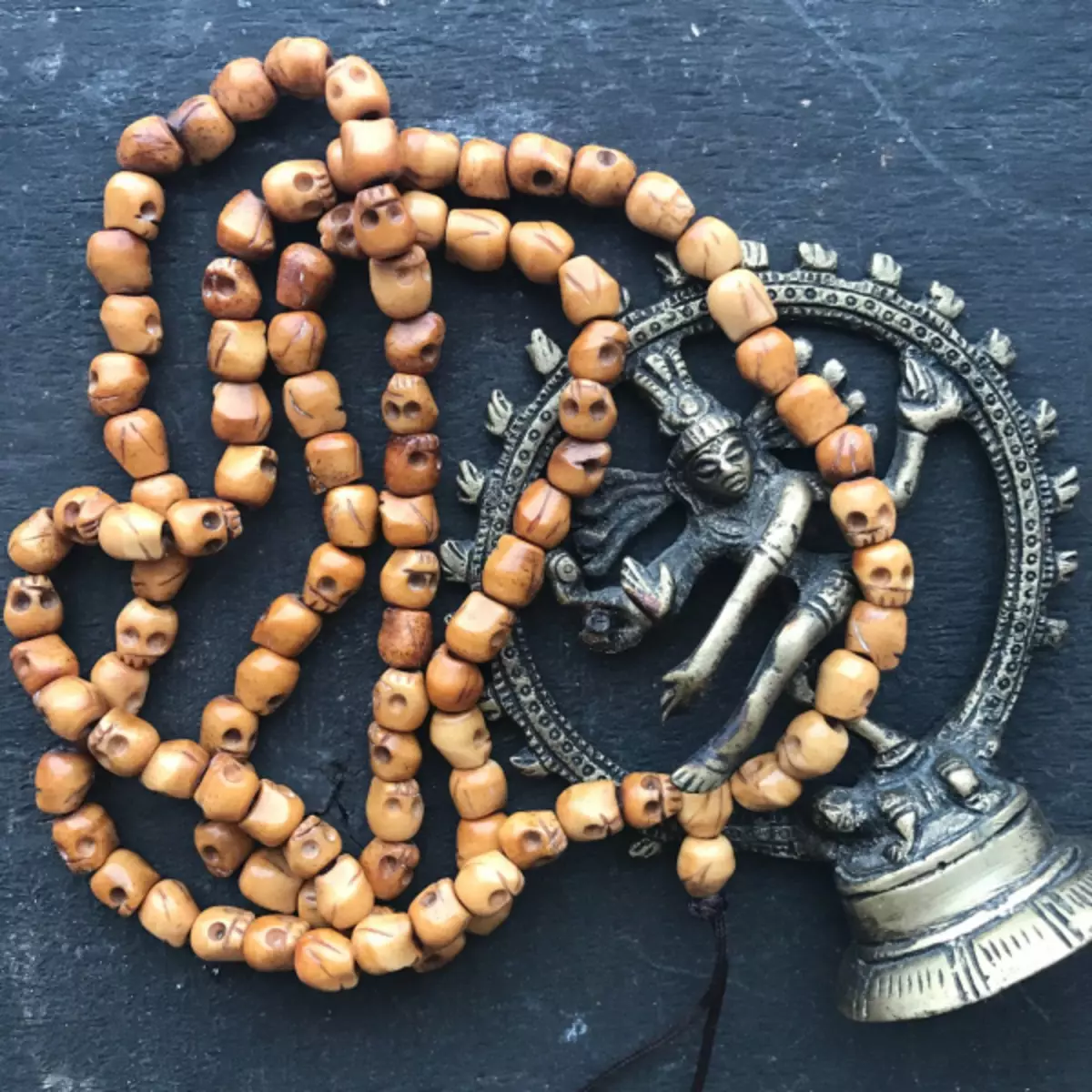 Buddhist Rosary faia oe lava i luga o le lima ma ata ma vitio
