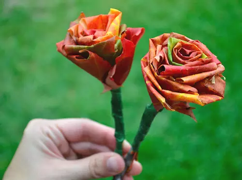 Autumn Bouquet of Daun melakukannya sendiri dengan foto dan video