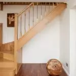 Hvordan lage en trapp i andre etasje på hytta: Beregning av parametere og installasjon (+80 foto)